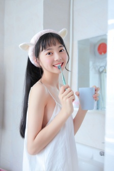 无颜之月我是看守专用宠物樱花未增删带翻译